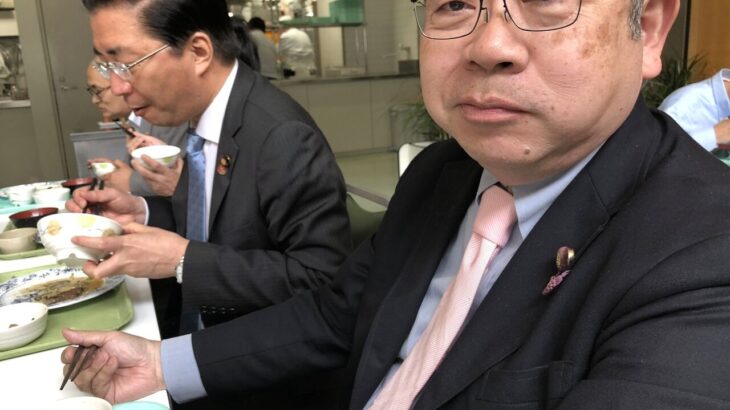 【批判】共産党・小池晃氏　480円のステーキランチを食べ普通の日本人から「許せない」と批判殺到！！！！！！！