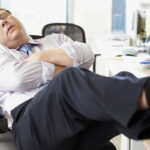 【悲報】企業さん、とんでもない仕事中の居眠り対策をしてしまうｗｗｗｗｗｗ