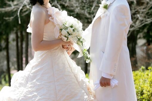 【速報】香取慎吾さん、一般女性と結婚
