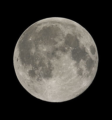 【画像】月面探査機が月で人工物を発見か 。正方形の物体に「ミステリーハウス」と命名、今後数日以内に調査