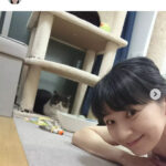 “奇跡の５４歳”吉本新喜劇・高橋靖子、愛猫と２ショット