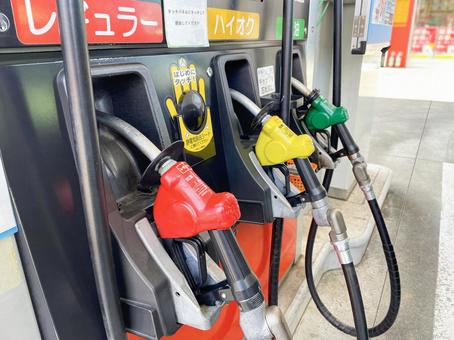 【緊急】来週のガソリン価格215円を超える　政府予測