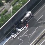 【事故】「後ろのタイヤから火が出た」大阪・高槻の名神高速でタンクローリーが炎上！