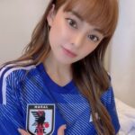 【画像】ワールドカップ中継に映り込んだ日本人が韓国で話題にｗｗｗｗｗ