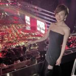 【芸能】米倉涼子、グラミー賞授賞式を観賞　デコルテあらわな黒ドレス姿が大反響！「あなたもただ者じゃない」