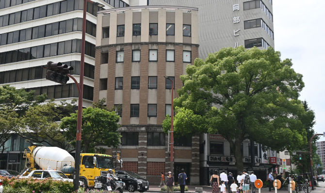 福岡市に「博多大学」が新設されるか…　データサイエンス学部のみの4年制大学