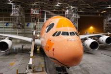 可愛い顔の『ANA巨大機オレンジA380』