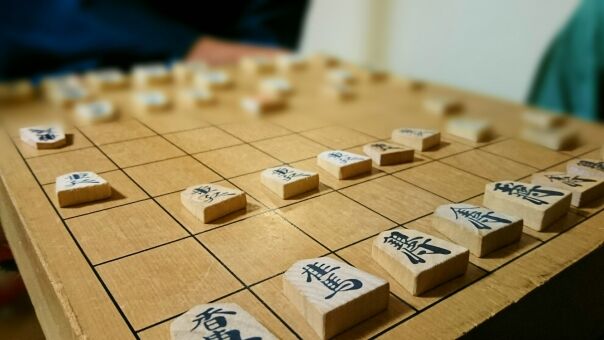 【悲報】藤井聡太プロ、キーボードクラッシャーだったと判明。「ネット将棋で負けた時は部屋のモノに当たります」