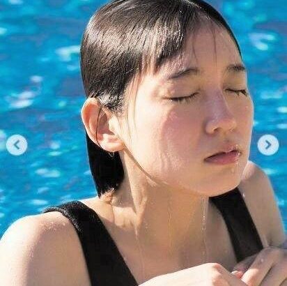 【芸能】吉岡里帆　プールで濡れた透明感すご　ショート髪の美少女感ヤバい「ゾクっときます」「たまらん」「美しすぎる」