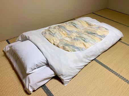 【画像】「あったかい毛布の使い方」、日本人の89%が間違っていた…
